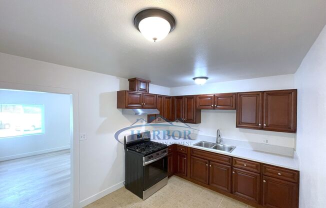 840-842 1/2 W. Sepulveda Street