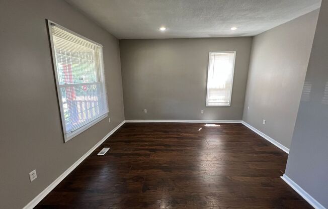 Charming 3-Bedroom Home in Washington Weatley – Minutes from Downtown KC