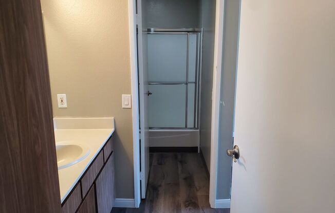 1 bed, 1 bath, 562 sqft, $2,050, Unit 146