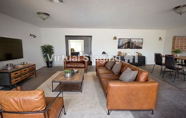 1604 E Palm - AVAILABLE