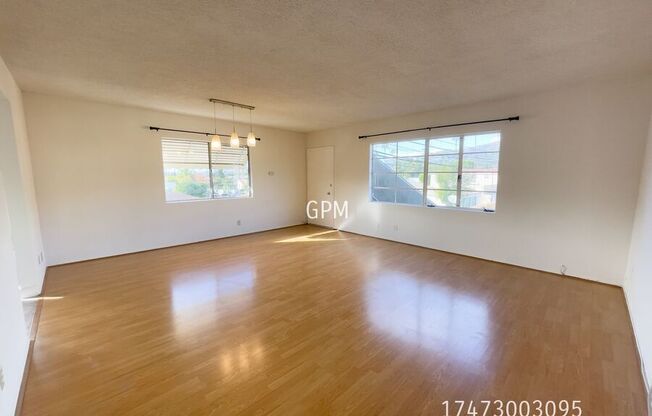 909 N KENILWORTH AVE