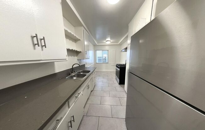 1 bed, 1 bath, 625 sqft, $1,750, Unit 11