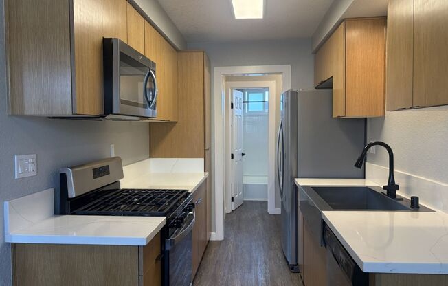 1 bed, 1 bath, 540 sqft, $2,080, Unit 320-19