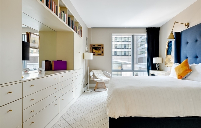 2 beds, 2 baths, 1,087 sqft, $9,500, Unit 10D