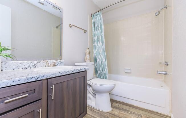 2 beds, 2 baths, 1,000 sqft, $1,127