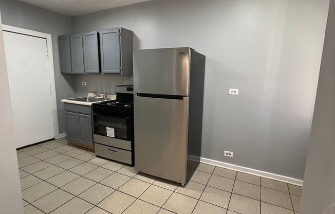 1 bed, 1 bath, 420 sqft, $1,250