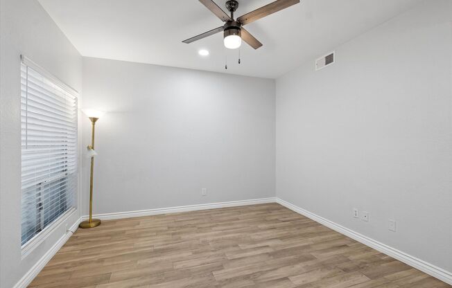 2 beds, 2 baths, $1,699, Unit Unit 102