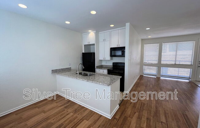 4015 Bowser Avenue