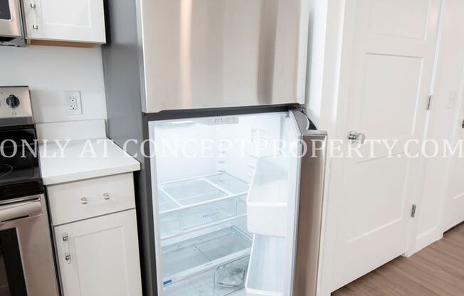 1 bed, 1 bath, 413 sqft, $1,449, Unit 311- (27)