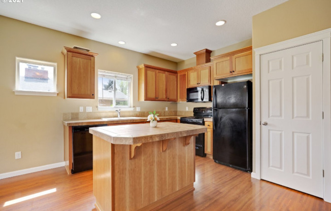 4734 SW 184th Ave.