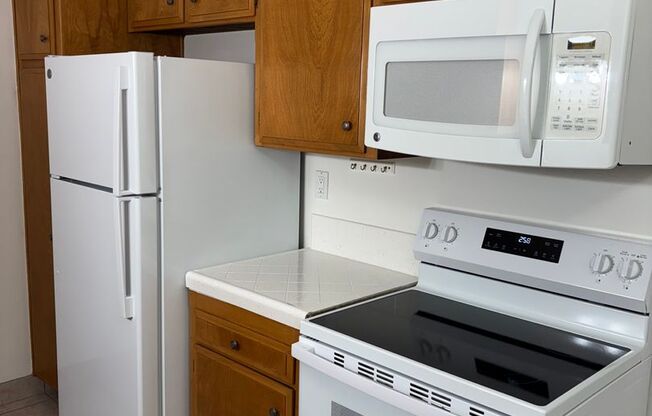 1 bed, 1 bath, 944 sqft, $2,295, Unit 3756