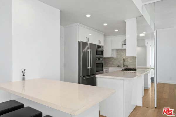 3 beds, 3 baths, 1,590 sqft, $7,995, Unit 306