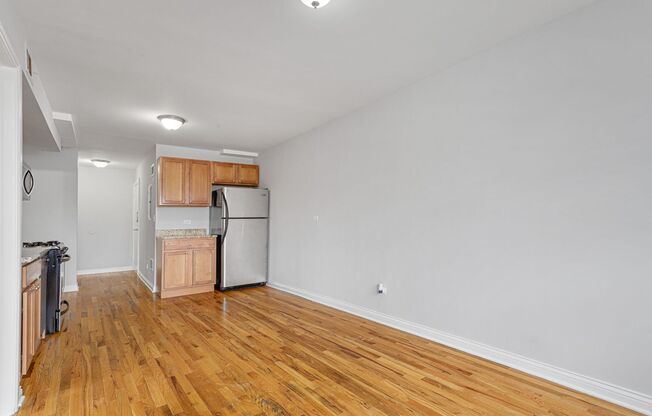1 bed, 1 bath, 446 sqft, $1,700, Unit 210