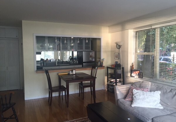 1 bed, 1 bath, 660 sqft, $3,000, Unit 111