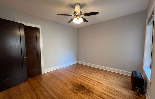 3 beds, 1 bath, 825 sqft, $3,595, Unit 2121-27-1A