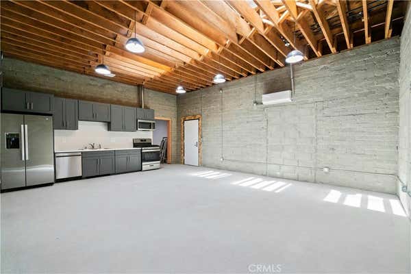 1901 S PACIFIC AVE