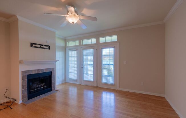 Gorgeous 2/BR 2/BA Single-Family Home in Austin!