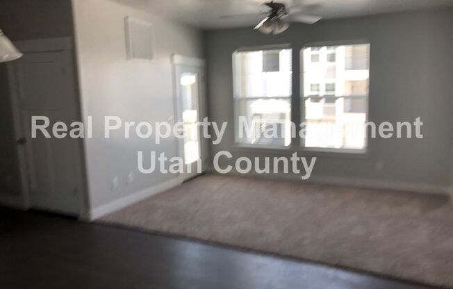 3 beds, 2 baths, $1,549