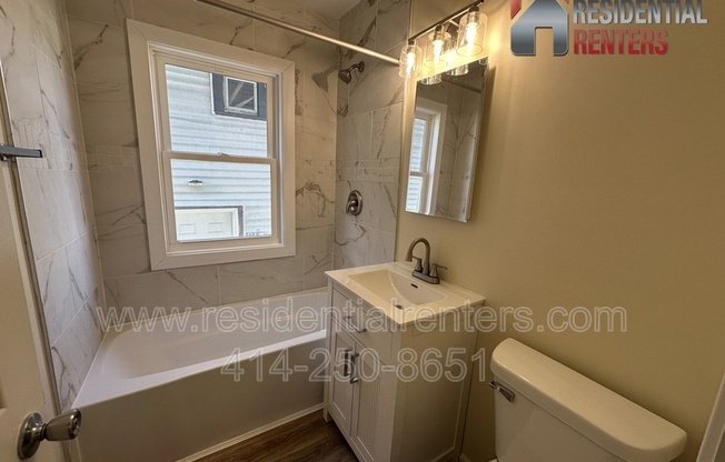 4048 N 7 ST