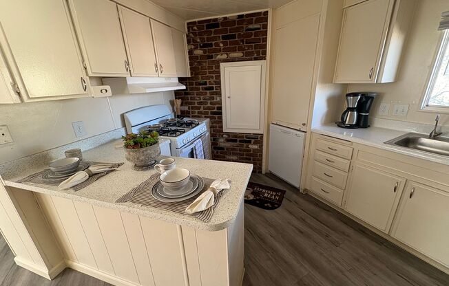 2 beds, 2 baths, 800 sqft, $3,495, Unit 39