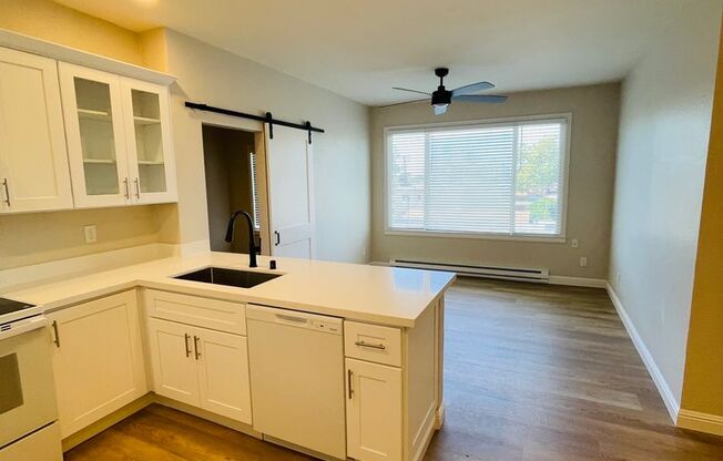 Charming 1 bedroom upstairs apartment with *3 MONTH MOVE IN SPECIAL*
