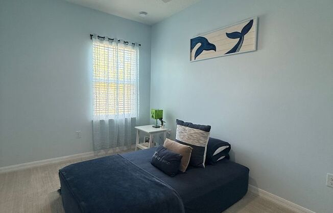3 beds, 3 baths, $2,400