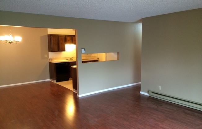 2 beds, 2 baths, 1,200 sqft, $1,895, Unit 5821