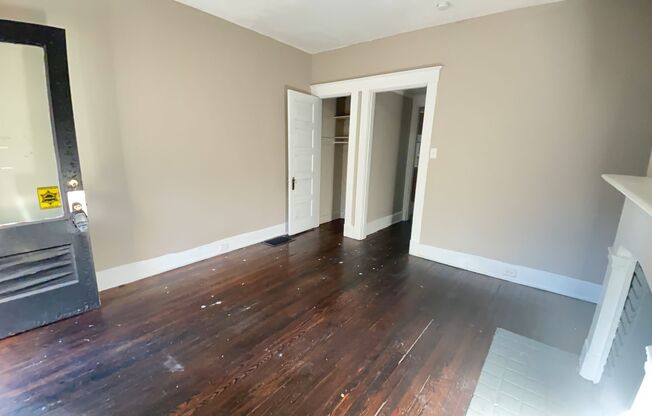 114 Valencia 5BR/1.5BA (Cincinnati)