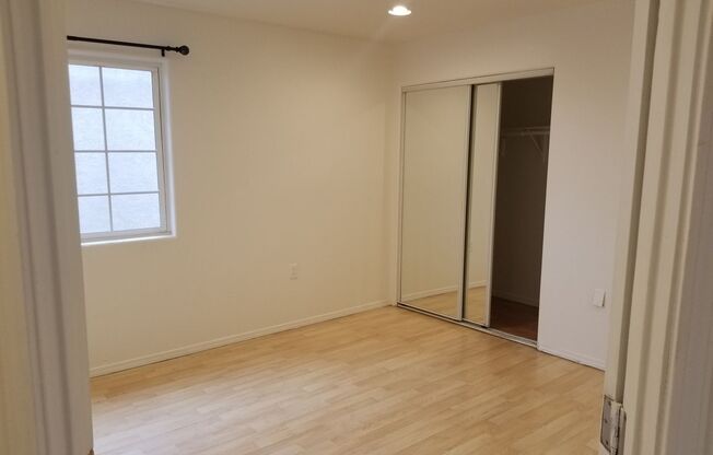 APT STREET 120