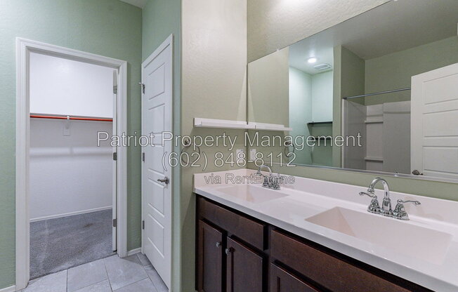 3 beds, 2 baths, 1,364 sqft, $1,900