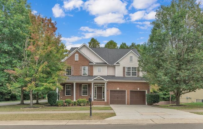 Large Corner Lot Home in Margot's Pond!