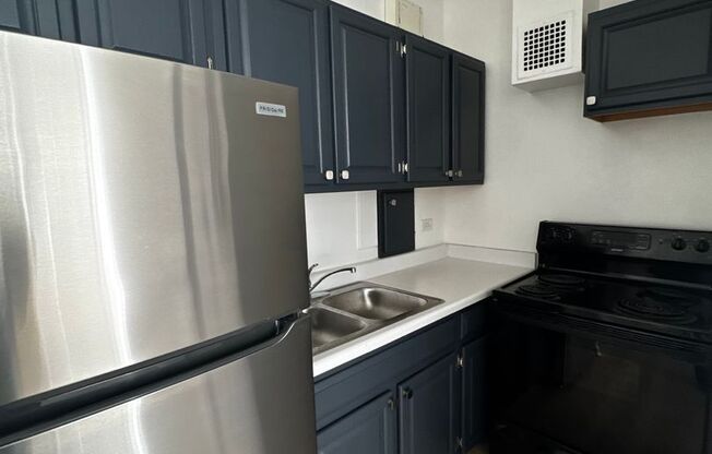 Studio, 1 bath, 650 sqft, $1,495, Unit 418-0104