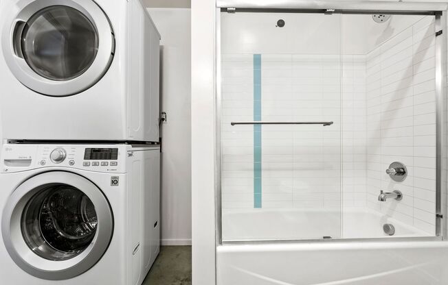 1 bed, 1 bath, 607 sqft, $2,195, Unit 212