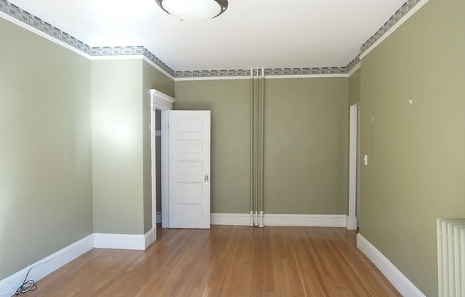 1 bed, 1 bath, 610 sqft, $3,100, Unit 209