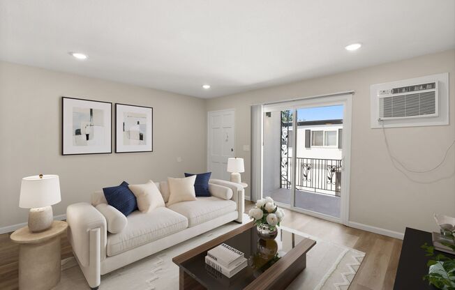 2 beds, 2 baths, 950 sqft, $2,500, Unit 202