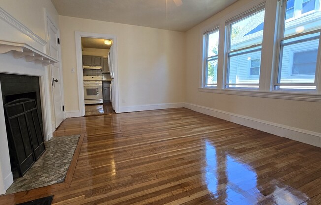 27 NEWCASTLE RD