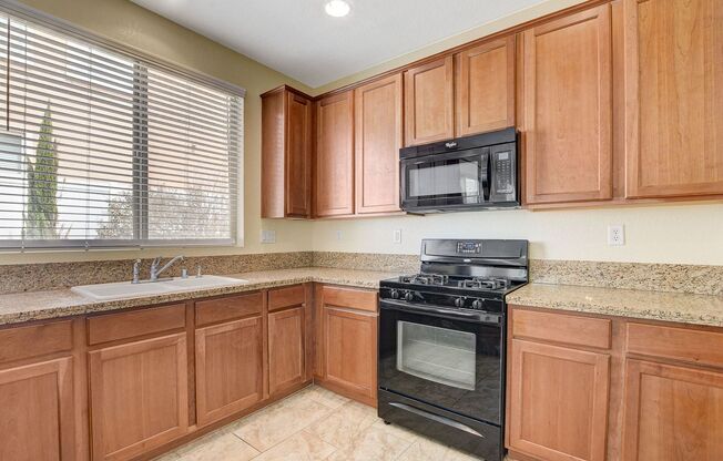 Immaculate 3 bedroom+ den!