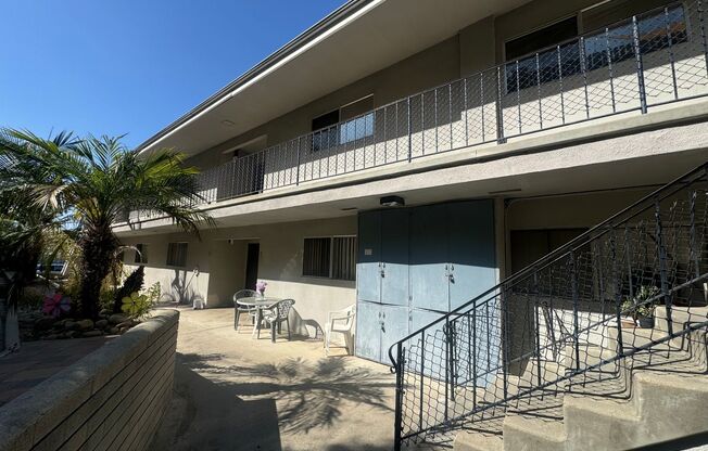 4220 Aragon Dr
