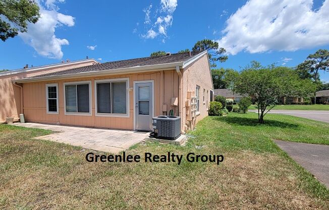 2 beds, 2 baths, $1,595