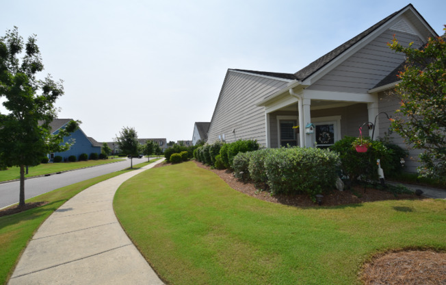 409 DEVERAUX DR