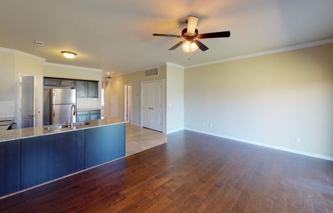 Shadowbrooke Townhomes - 3 Bedroom Townhome for Rent!