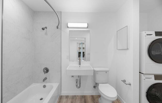 Studio, 1 bath, 477 sqft, $1,890