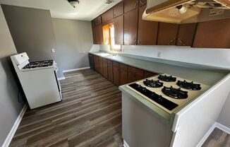 3 beds, 1 bath, $1,695