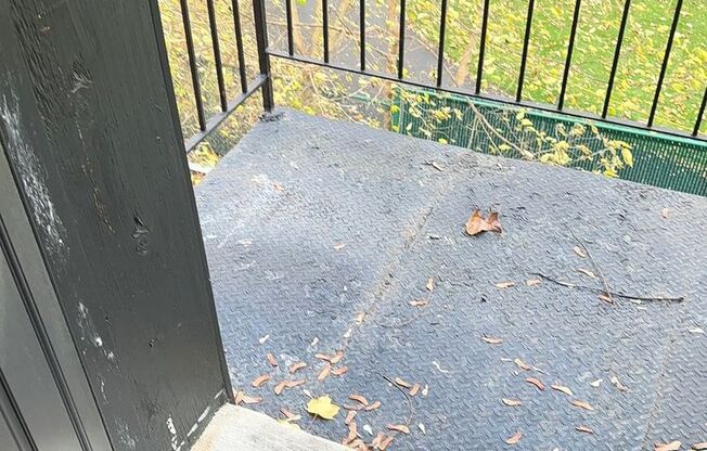 1 bed, 1 bath, 800 sqft, $1,295, Unit Unit 9-D