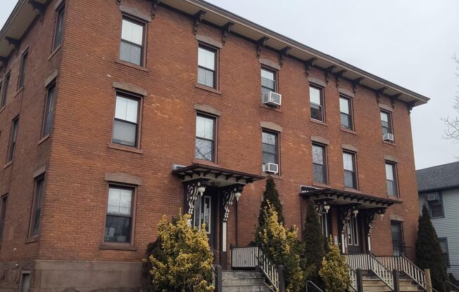 40-42 Alden Street