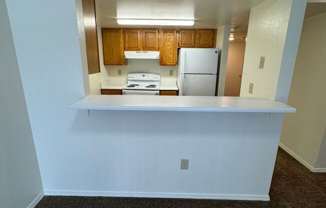 2 beds, 1 bath, 824 sqft, $1,220, Unit 827 - 103 TC