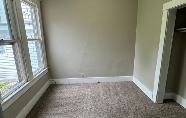 938 Lincoln Ave