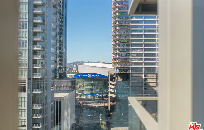 1 bed, 1.5 baths, 1,120 sqft, $4,000, Unit 1103