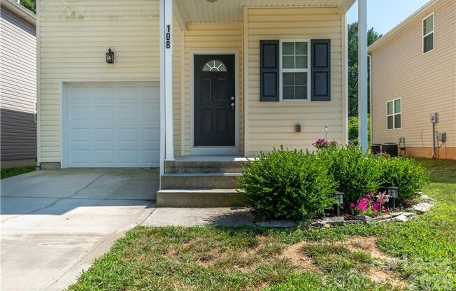 108 Lookout Point Place, Mooresville, North Carolina 28115