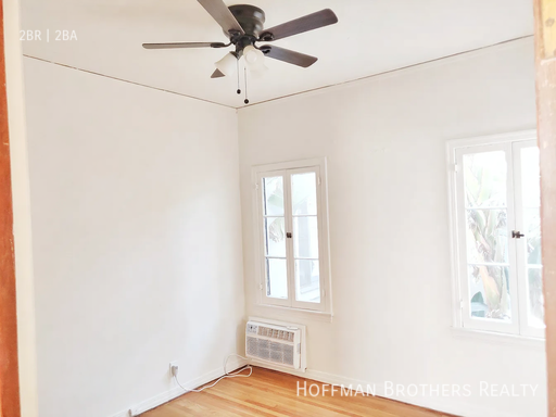 3963 W 7 ST